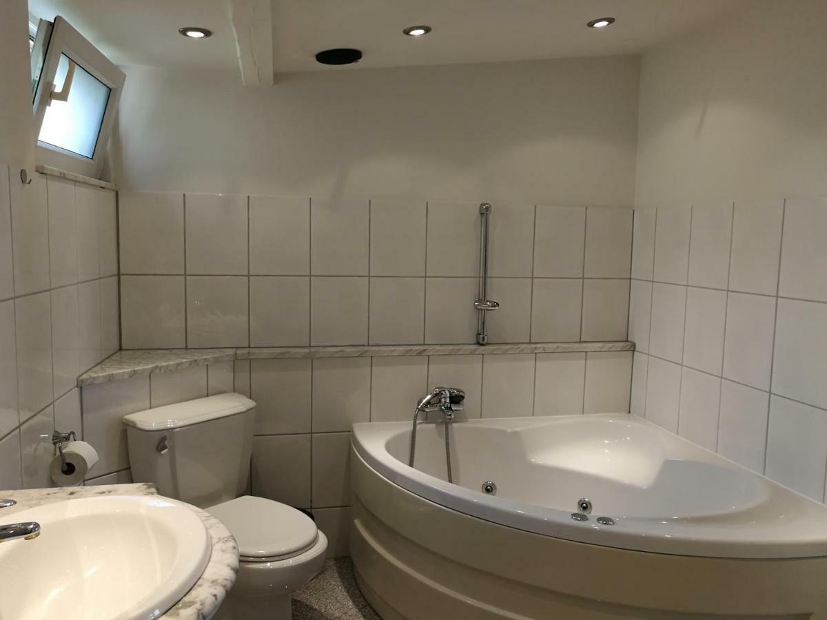 Finnenhaus Neumuenster Ngoại thất bức ảnh